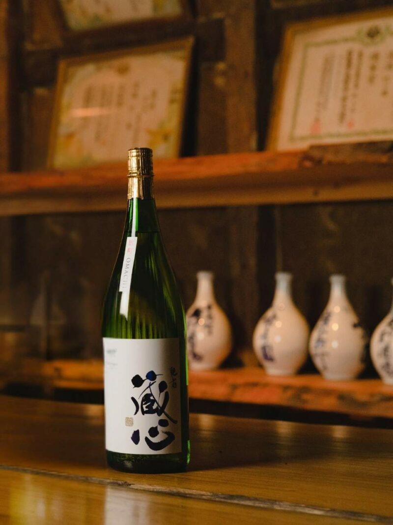 Bouteille de saké Saké Junmai Ginjo Kuragokoro de la maison Yano