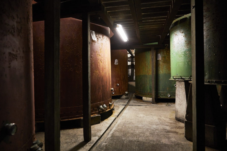 salle avec cuves grandes maison kamoizumi