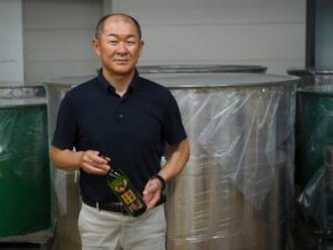 monsieur sujimoto et bouteille kishuroman umeshu